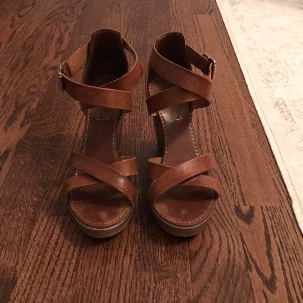 TOP SHOP brown leather wedges sz 7 / 37